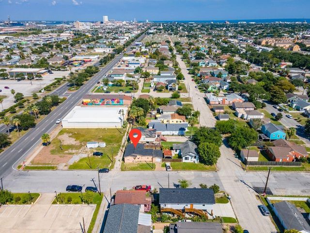 1014 48th Street, Galveston, TX 77551