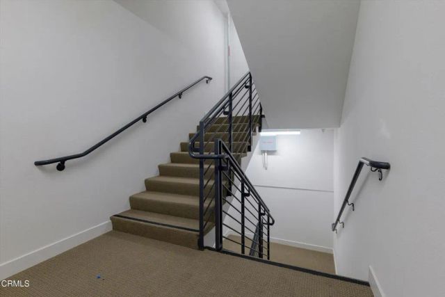 18900 Parthenia Street 102, Northridge, CA 91324
