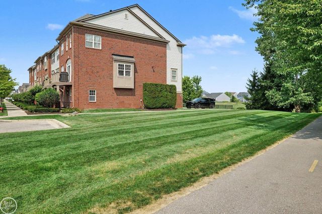 228 WRIGHT Street, Wixom, MI 48393