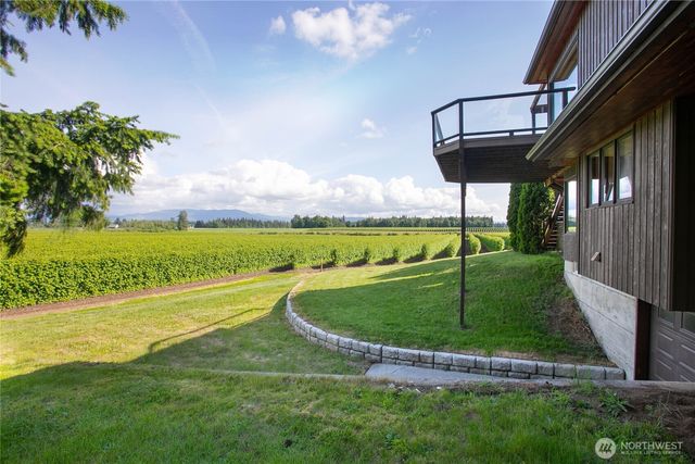 1133 E Pole Road, Everson, WA 98247