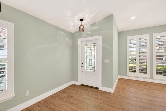 1142 Canoe Point, Delray Beach, FL 33444