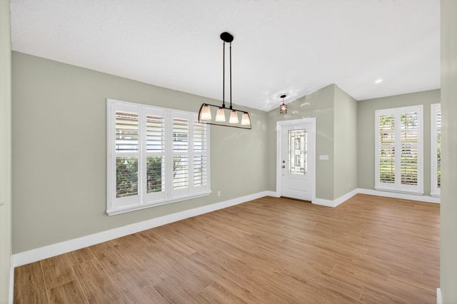 1142 Canoe Point, Delray Beach, FL 33444