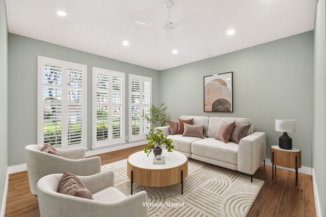 1142 Canoe Point, Delray Beach, FL 33444