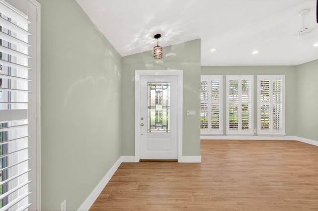 1142 Canoe Point, Delray Beach, FL 33444