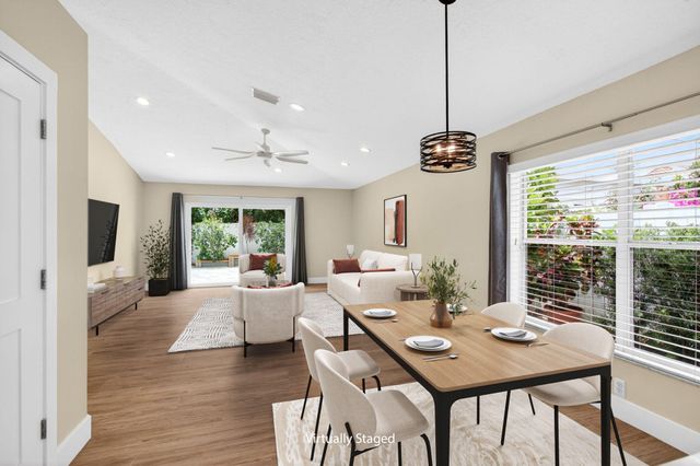 1142 Canoe Point, Delray Beach, FL 33444