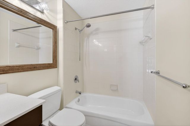 1142 Canoe Point, Delray Beach, FL 33444