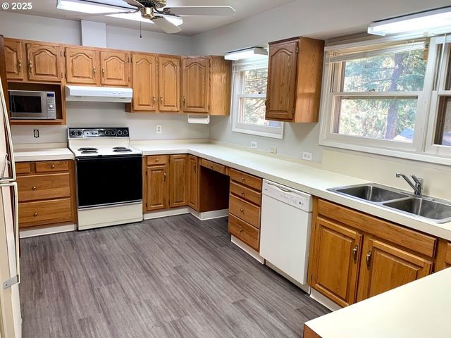 5325 Nw 137TH Ave, Portland, OR 97229