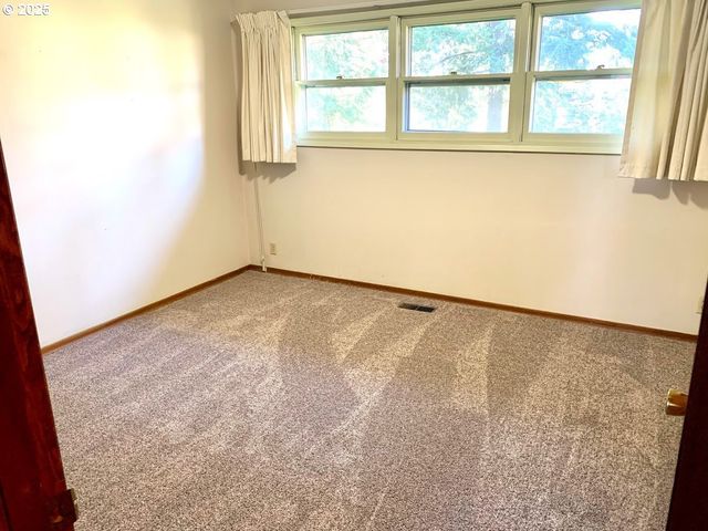5325 Nw 137TH Ave, Portland, OR 97229