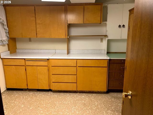 5325 Nw 137TH Ave, Portland, OR 97229