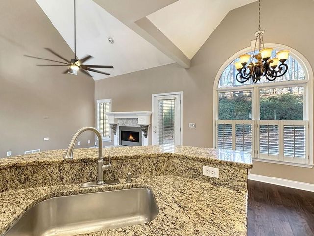 213 Bent Oak Lane, Woodstock, GA 30189