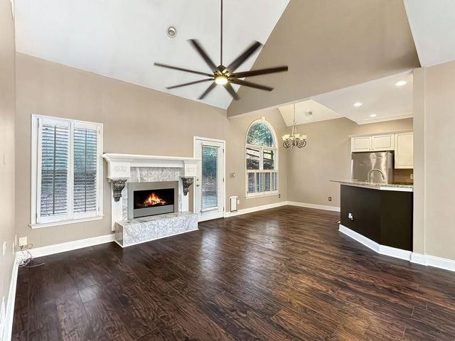 213 Bent Oak Lane, Woodstock, GA 30189