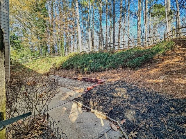 213 Bent Oak Lane, Woodstock, GA 30189