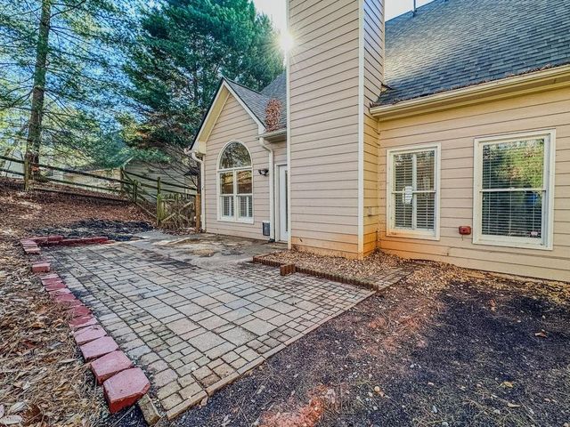 213 Bent Oak Lane, Woodstock, GA 30189