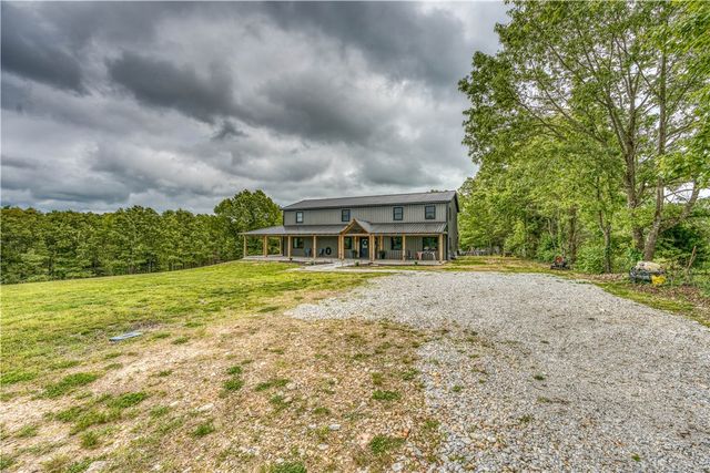 1640 NC 4210, Western Grove, AR 72685
