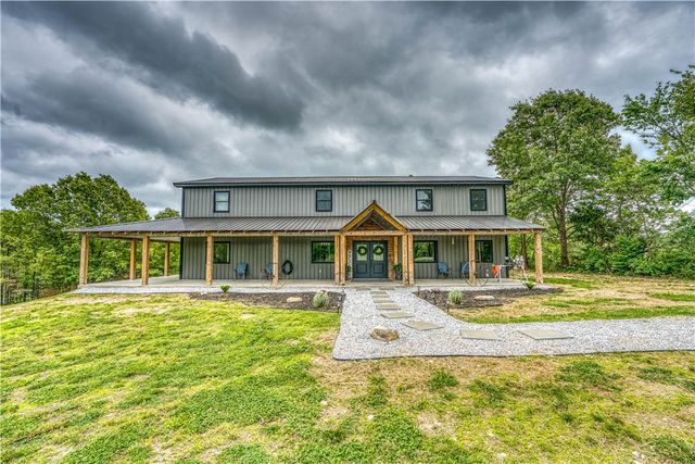 1640 NC 4210, Western Grove, AR 72685