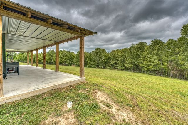 1640 NC 4210, Western Grove, AR 72685
