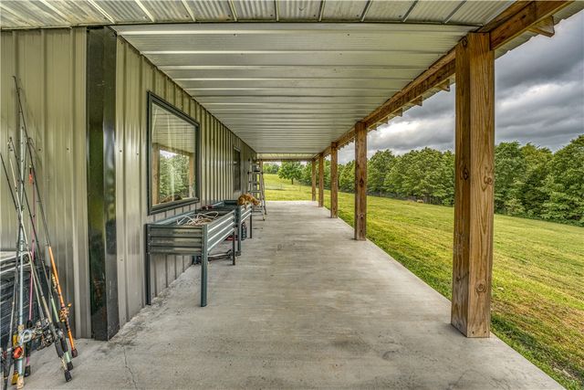 1640 NC 4210, Western Grove, AR 72685