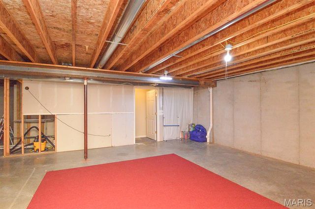 1668 Lakepointe Estates Drive, O'fallon, IL 62269