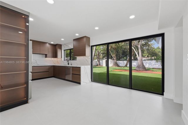 10910 NE 9th Court, Biscayne Park, FL 33161