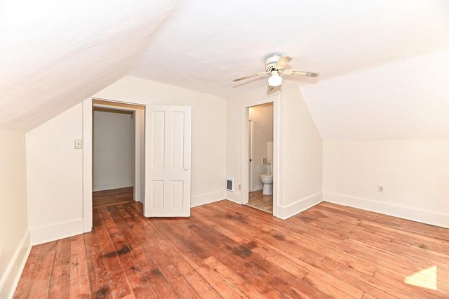 3270 S 92nd STREET, Milwaukee, WI 53227