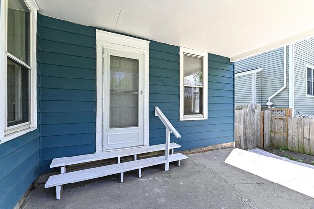 3270 S 92nd STREET, Milwaukee, WI 53227