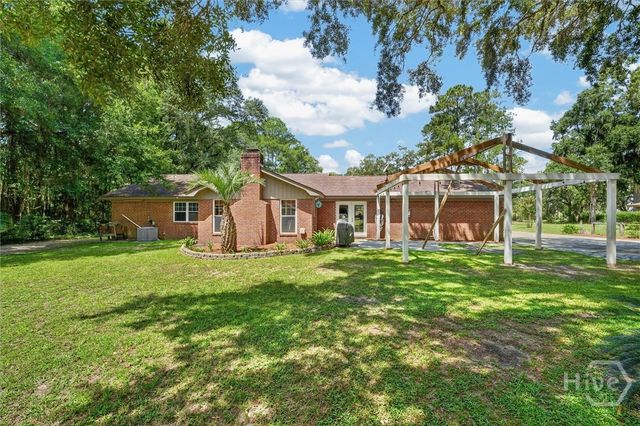 63 Mill Run Road, Richmond Hill, GA 31324