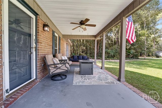 63 Mill Run Road, Richmond Hill, GA 31324