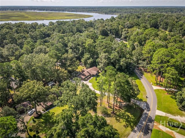 63 Mill Run Road, Richmond Hill, GA 31324