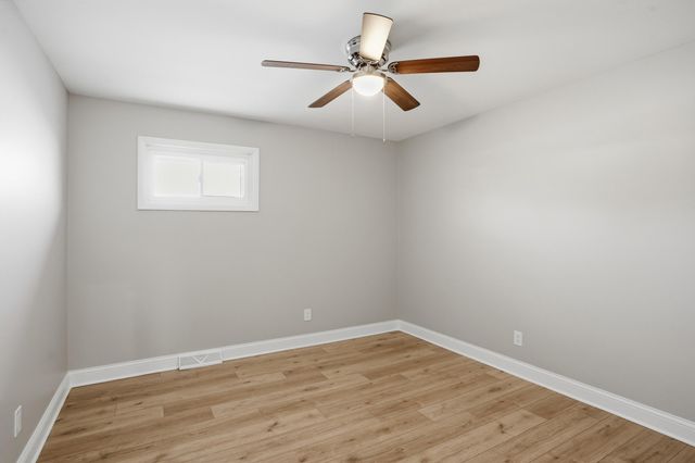 2008 Sir Richard Road, Schererville, IN 46375