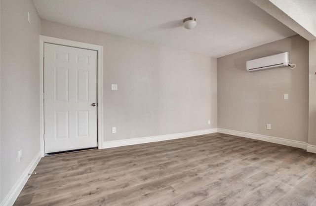 7135 Avenue C 3, Houston, TX 77011