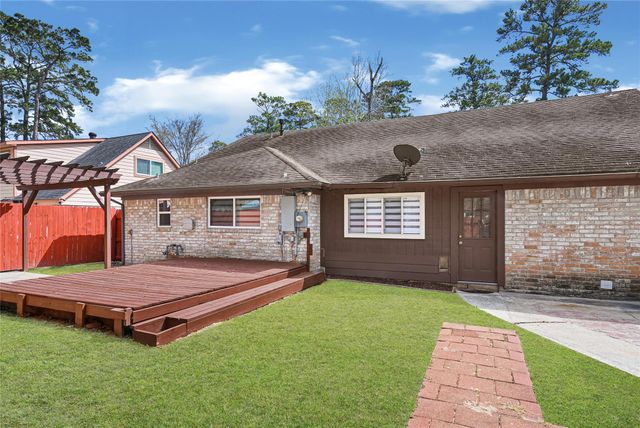 2407 Rambling Brook Drive, Spring, TX 77373