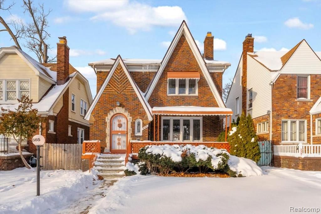 16565 Roselawn Street, Detroit, MI 48221