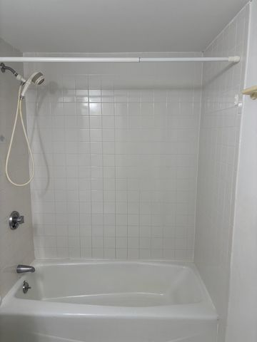 125 Pleasant 608, Brookline, MA 02446