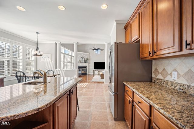 5516 Colonial Oaks Drive, Apex, NC 27539