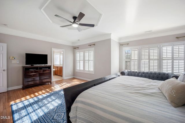 5516 Colonial Oaks Drive, Apex, NC 27539