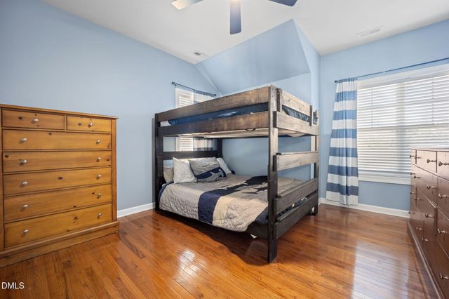 5516 Colonial Oaks Drive, Apex, NC 27539