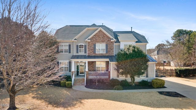 5516 Colonial Oaks Drive, Apex, NC 27539
