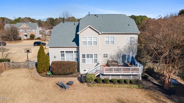 5516 Colonial Oaks Drive, Apex, NC 27539