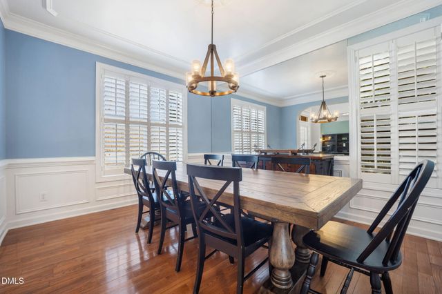 5516 Colonial Oaks Drive, Apex, NC 27539