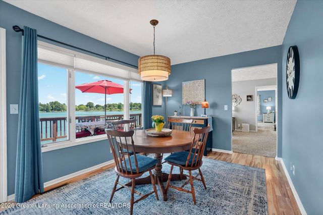 1005 W Geneva Drive, Dewitt, MI 48820