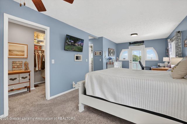 1005 W Geneva Drive, Dewitt, MI 48820