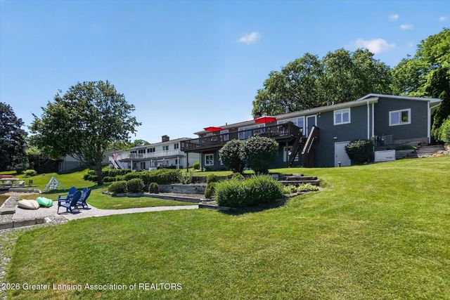1005 W Geneva Drive, Dewitt, MI 48820