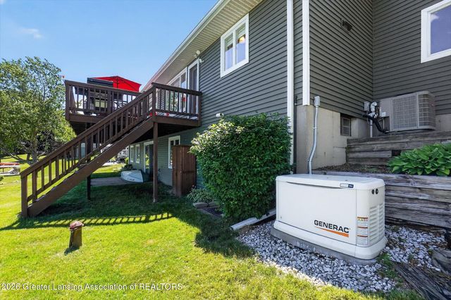 1005 W Geneva Drive, Dewitt, MI 48820