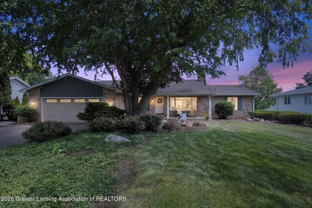 1005 W Geneva Drive, Dewitt, MI 48820