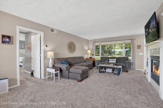 1005 W Geneva Drive, Dewitt, MI 48820