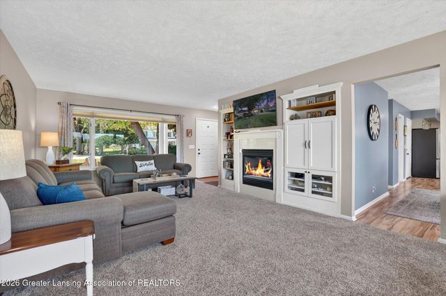 1005 W Geneva Drive, Dewitt, MI 48820