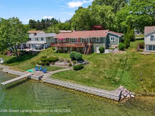 1005 W Geneva Drive, Dewitt, MI 48820