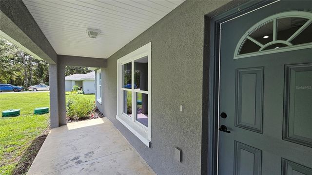 6 BAY PASS TERRACE, Ocklawaha, FL 32179