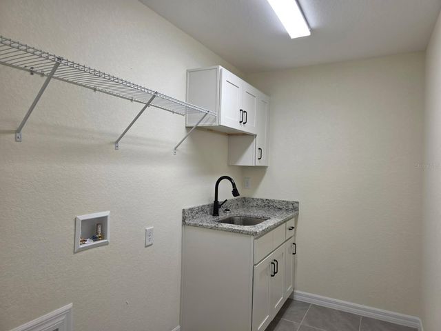 6 BAY PASS TERRACE, Ocklawaha, FL 32179