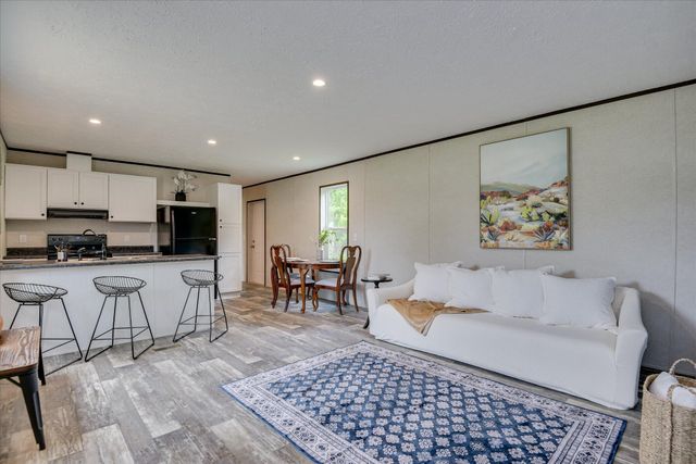 136 Carline Street, Gloverville, SC 29828